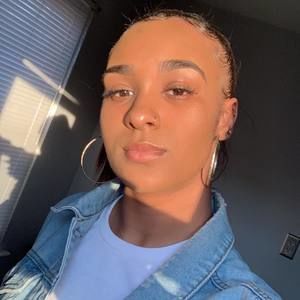 Meet your Posher, Jada